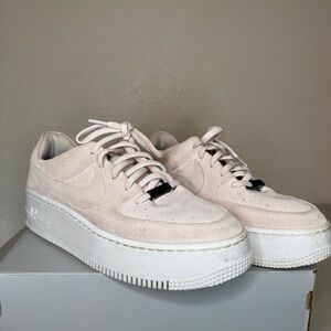 Nike Air Force 1 Sage Low sneakers in the "Barely Rose" (pink suede)
